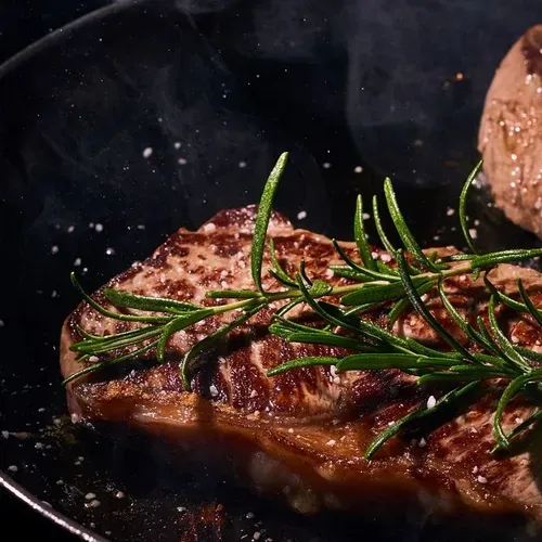 Medaglioni di vitello al pepe verde